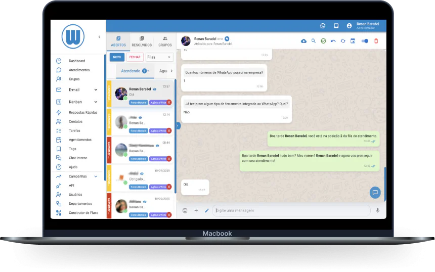 Painel do ChatWeber com a lista de conversas do WhatsApp e o histórico do atendimento